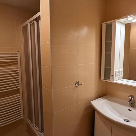 ヴィラ Art タトランスカ・ ロムニツァ